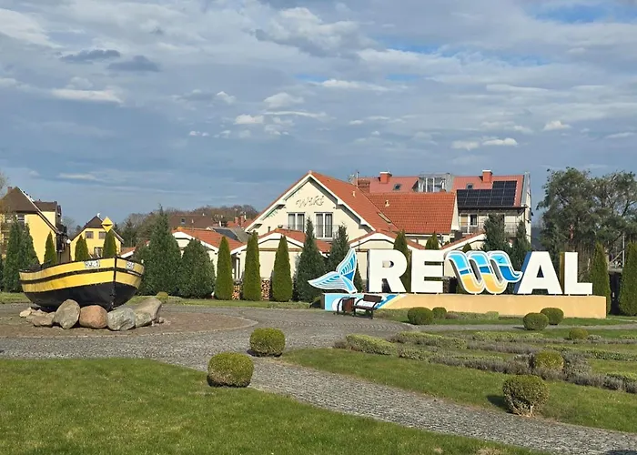 L D Апартаменты Реваль